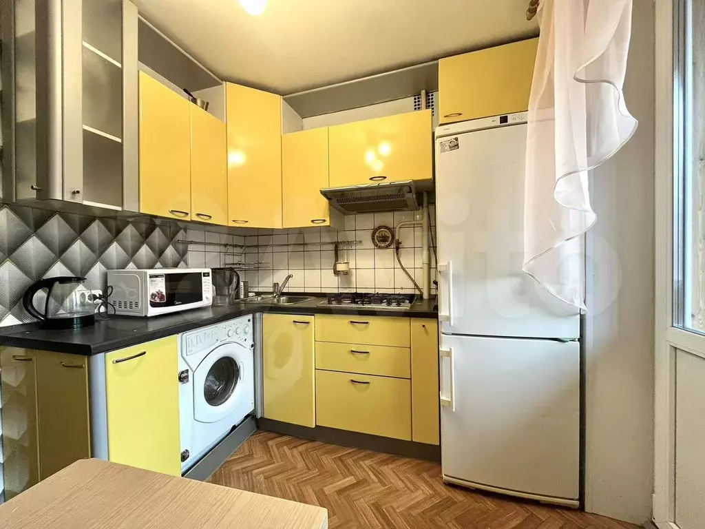 2-к. квартира, 37 м, 3/12 эт. - Фото 1