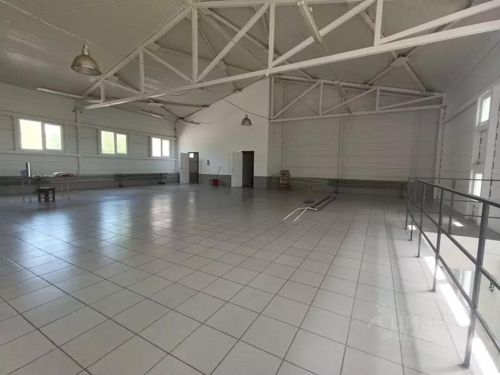 Помещение свободного назначения в Ярославская область, Рыбинск ул. ... - Фото 1