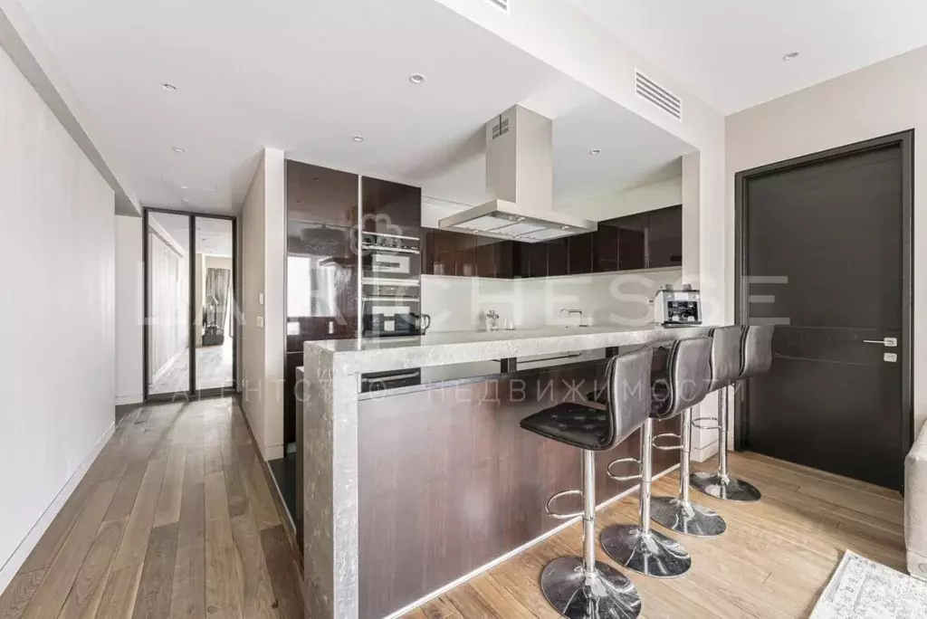 2-к кв. Москва 1-й Красногвардейский проезд, 21с2 (91.0 м) - Фото 1