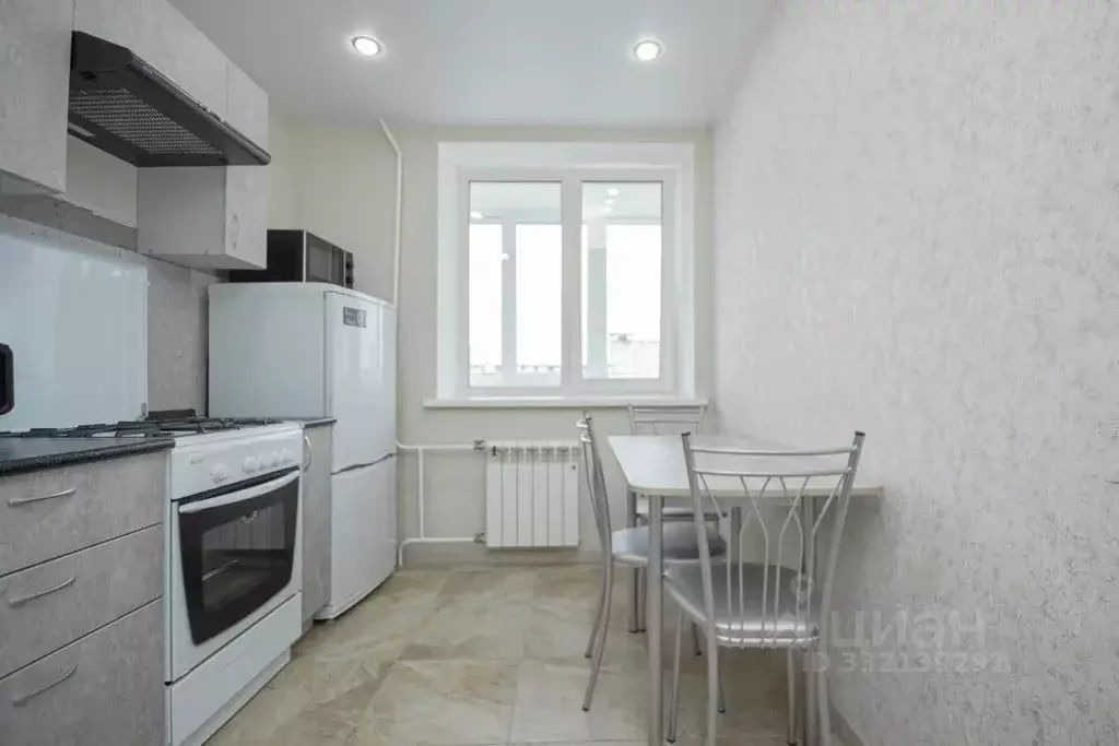3-к кв. Московская область, Наро-Фоминск ул. Пешехонова, 3 (54.0 м) - Фото 2