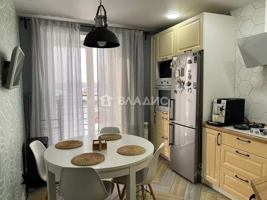 2-к кв. Смоленская область, Смоленск ш. Киевское, 60 (63.0 м) - Фото 1