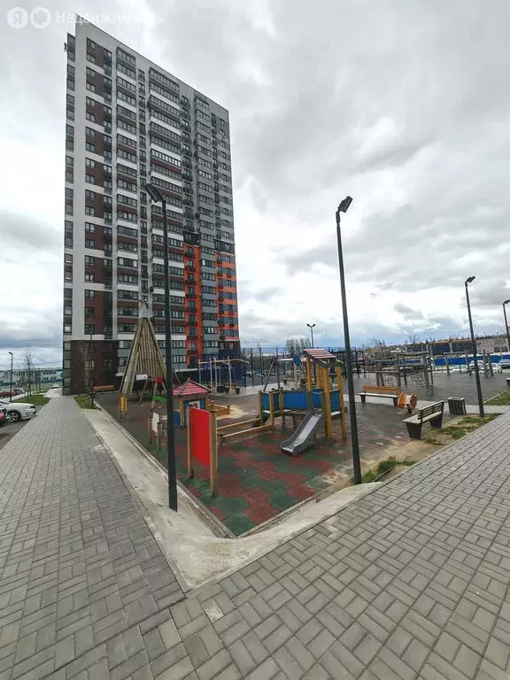 Квартира-студия: Волгоград, улица Степанищева, 2А (22 м) - Фото 1