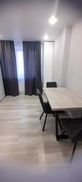 3-к кв. Удмуртия, Ижевск Молодежная ул., 107Г (70.0 м) - Фото 2