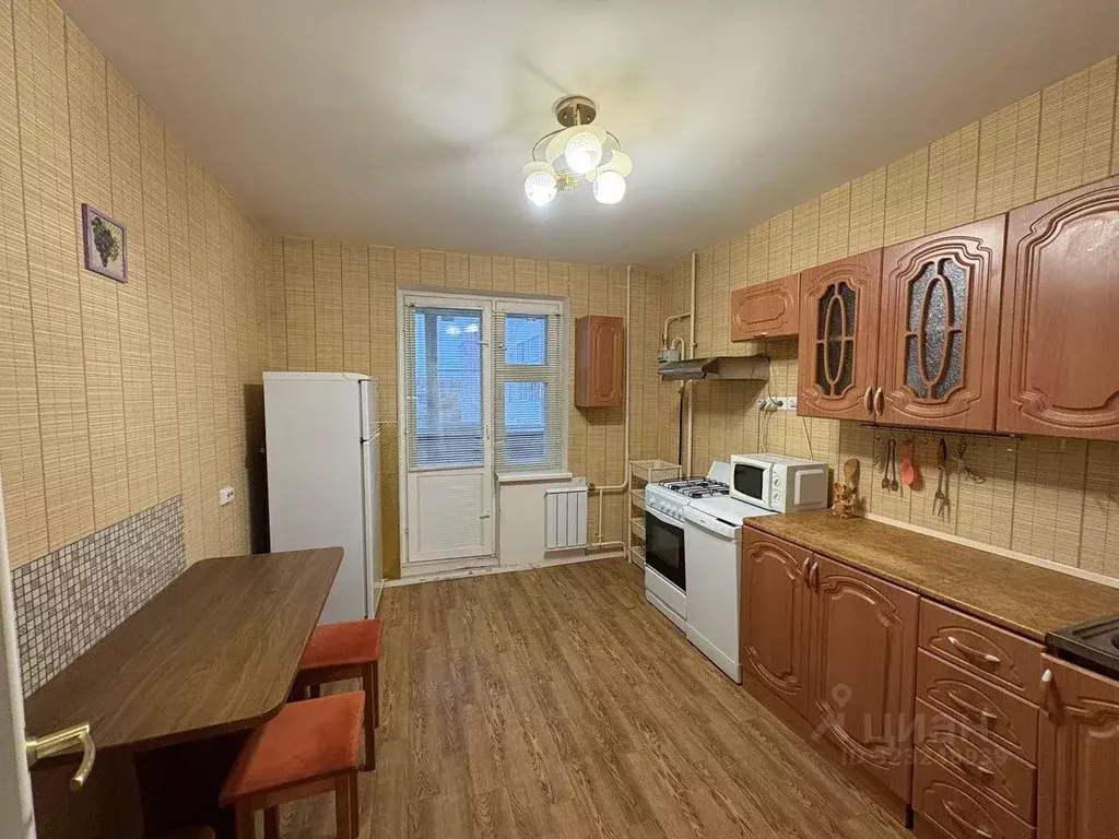 1-к кв. Псковская область, Псков Зональный пер., 15 (35.7 м) - Фото 1