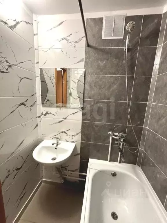 1-к кв. Пермский край, Пермский муниципальный округ, с. Фролы ул. ... - Фото 1