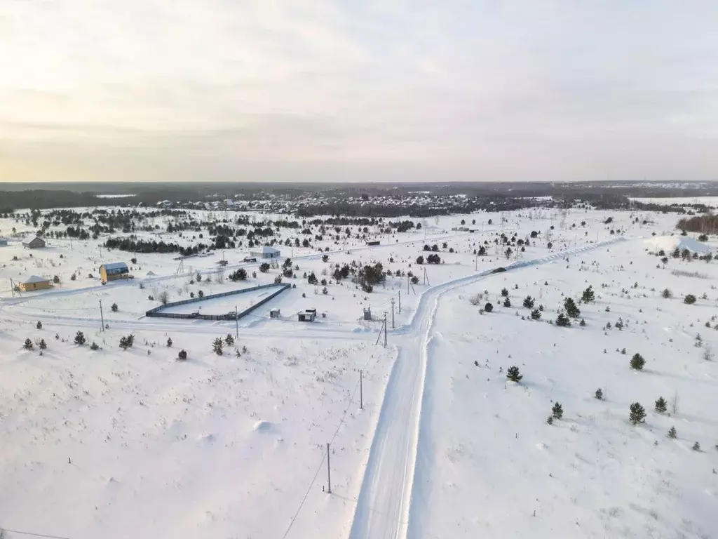 Участок в Томская область, Томский район, Деревня Петровский уч ул. ... - Фото 1