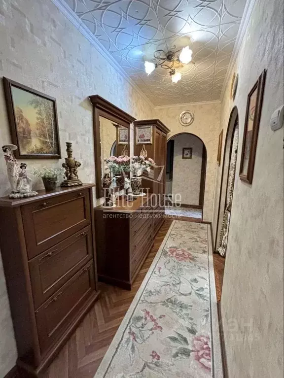 3-к кв. Калужская область, Калуга Дорожная ул., 34 (65.6 м) - Фото 0
