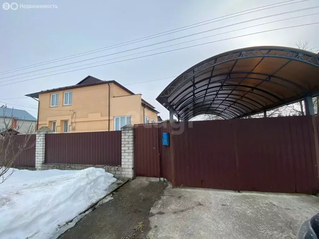 Дом в село Глинищево, Заречный переулок (210 м) - Фото 1