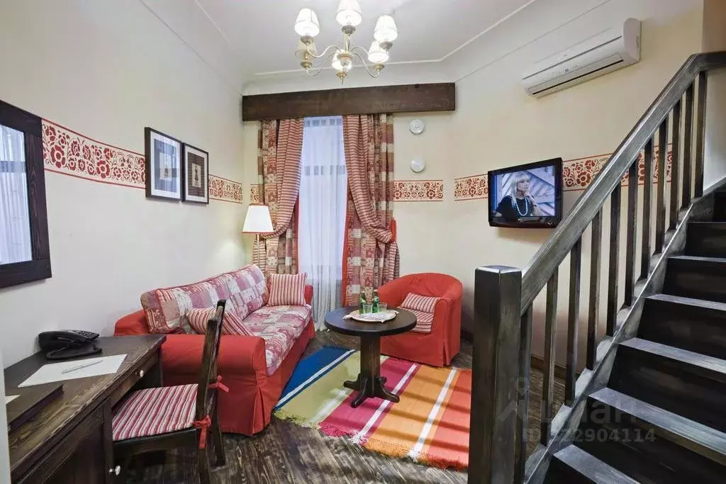 Комната Санкт-Петербург Караванная ул., 2 (45.0 м) - Фото 2