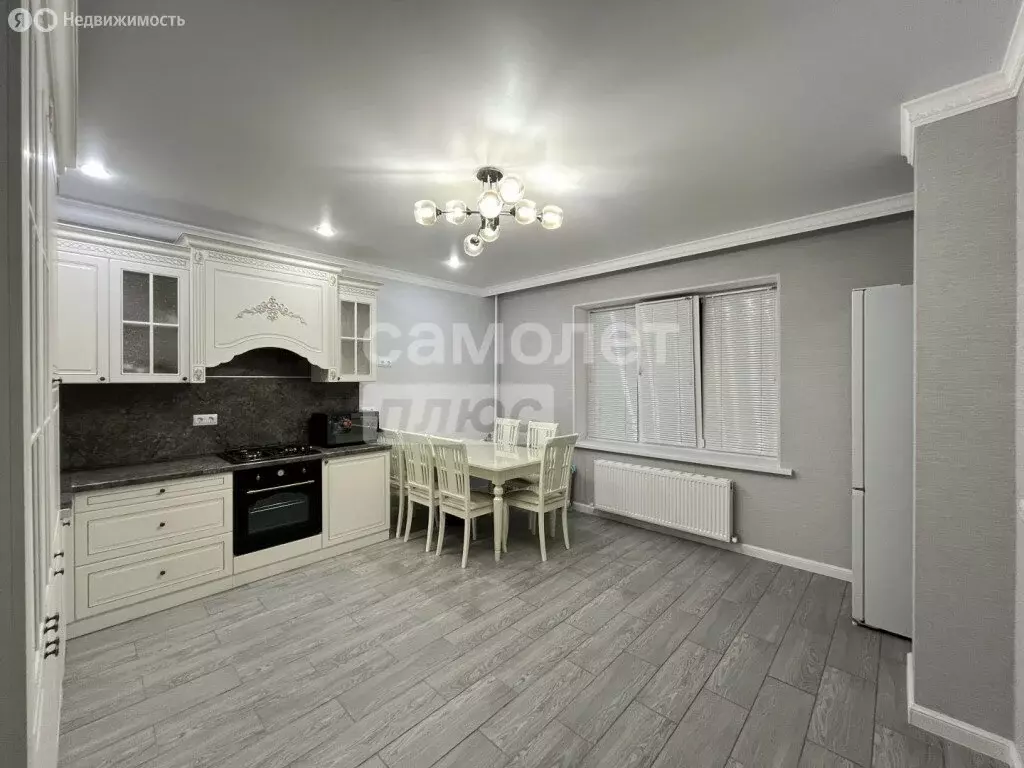 1-комнатная квартира: Нальчик, улица Налоева, 10 (49 м) - Фото 1