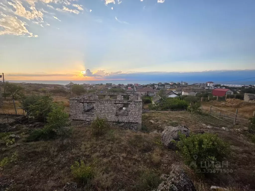 Участок в Крым, Ленинский район, Щелкино городское поселение, ... - Фото 1