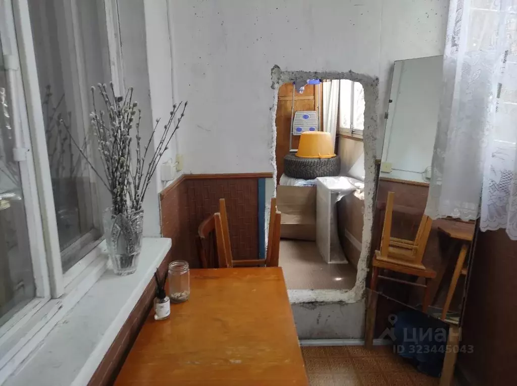 3-к кв. Саратовская область, Саратов ул. Имени В.Н. Симбирцева, 14 ... - Фото 2