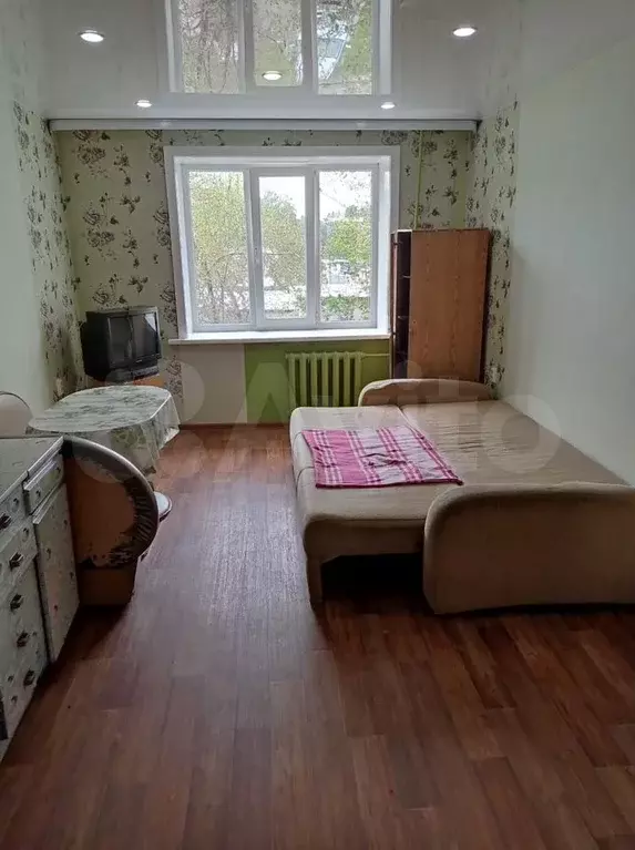 Комната 18 м в 4-к., 2/5 эт. - Фото 1