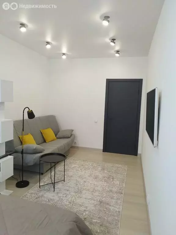 1-комнатная квартира: Тюмень, улица Ветеранов Труда, 9Ак1 (35 м) - Фото 2