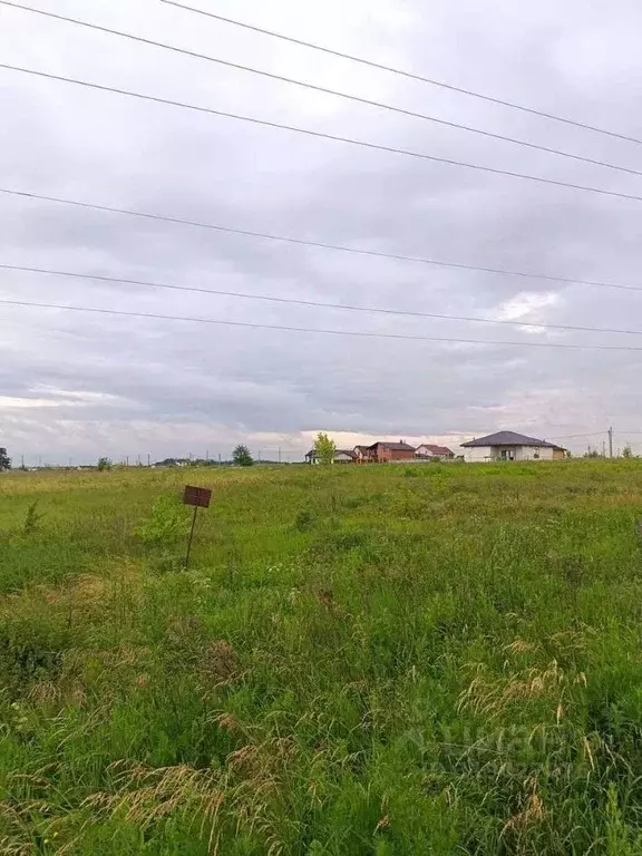 Участок в Курская область, Курский район, Моковский сельсовет, д. 2-я ... - Фото 1