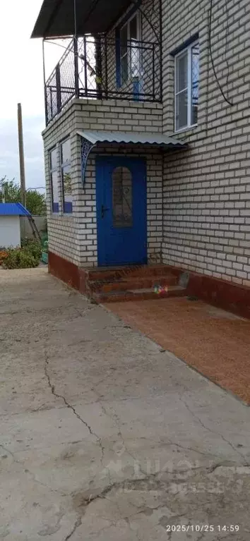 Дом в Калмыкия, Элиста ул. Цаган Унгн, 54 (197 м) - Фото 2