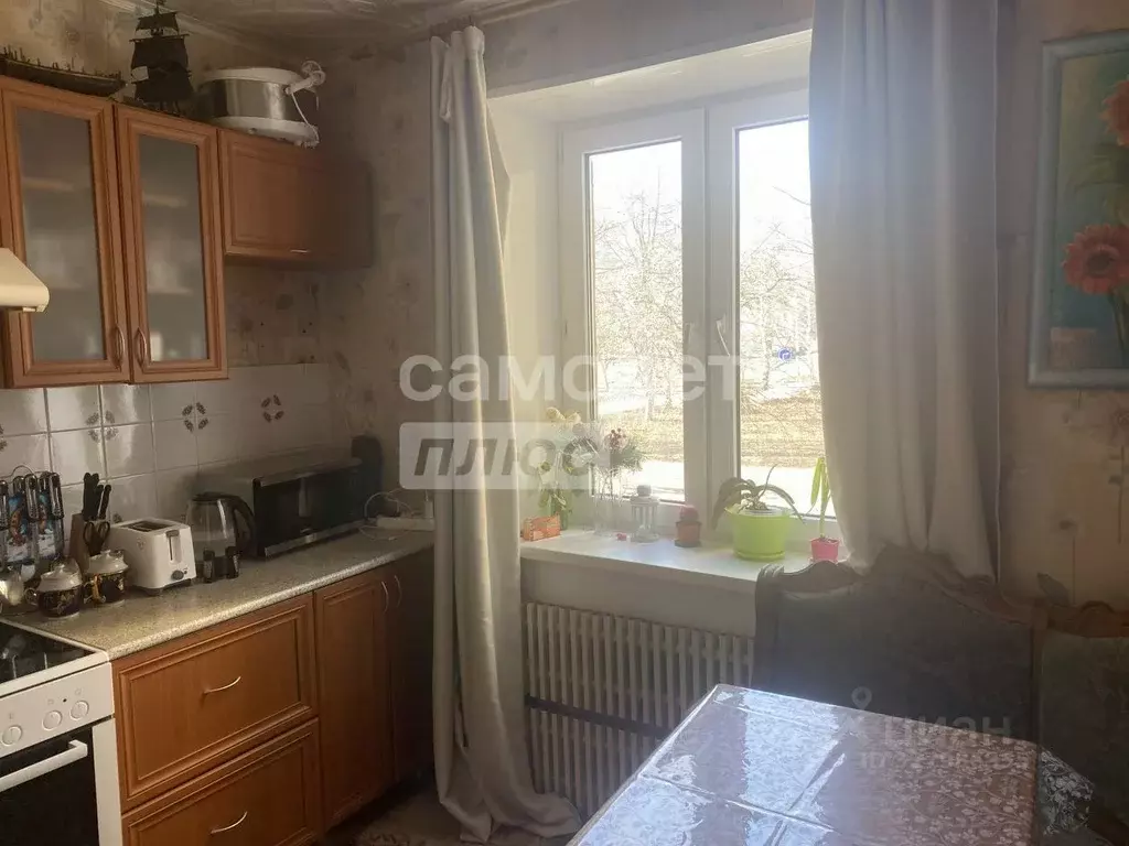 3-к кв. Белгородская область, Старый Оскол Космос мкр,  (65.1 м) - Фото 1