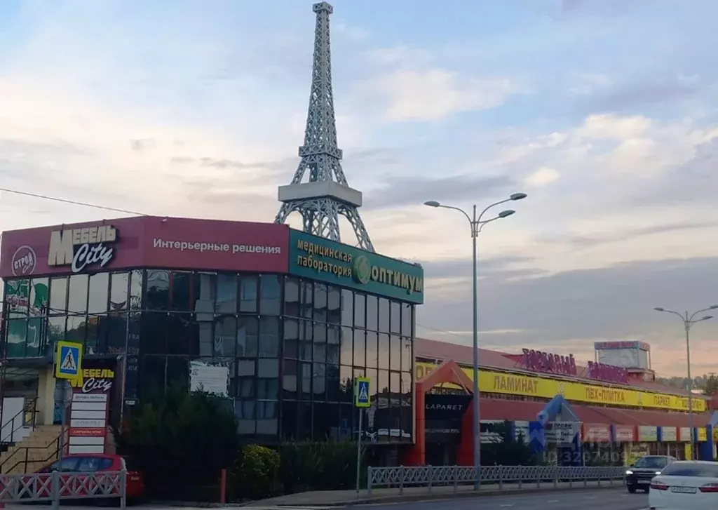 Торговая площадь в Краснодарский край, Сочи Донская ул., 28К (290 м) - Фото 1