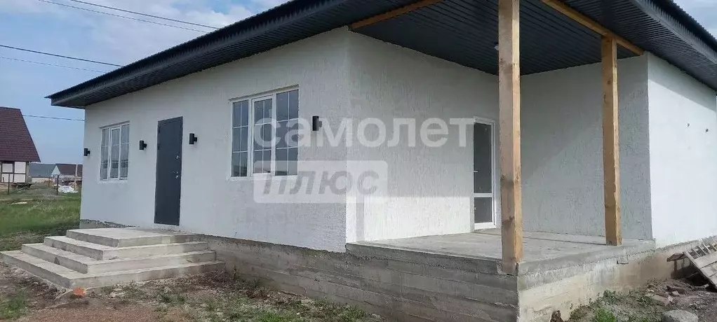 Коттедж в Башкортостан, Альшеевский район, с. Раевский ул. Михаила ... - Фото 1