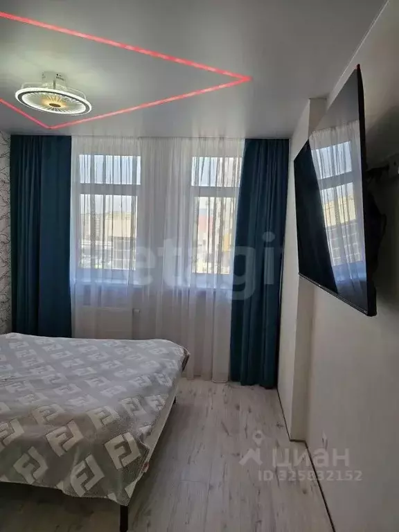 1-к кв. Тюменская область, Тюмень ул. Первооткрывателей, 14 (37.6 м) - Фото 2