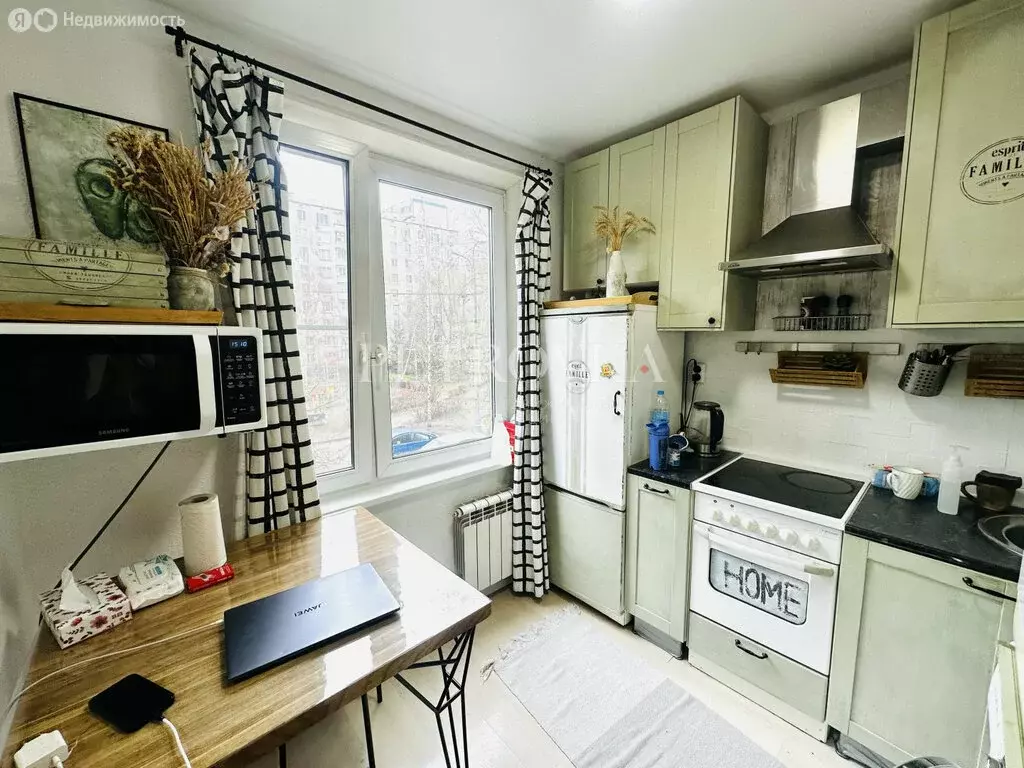 3-комнатная квартира: Москва, улица Исаковского, 14к1 (58.9 м) - Фото 1