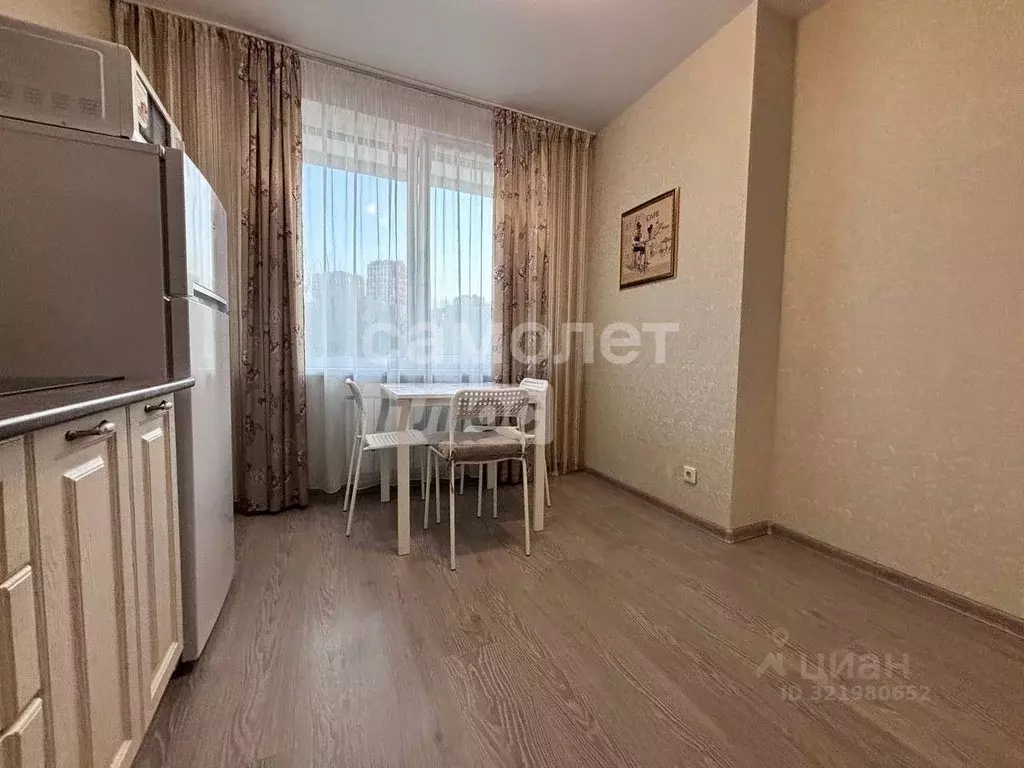 1-к кв. Свердловская область, Екатеринбург ул. Героев России, 35 (40.3 ... - Фото 1