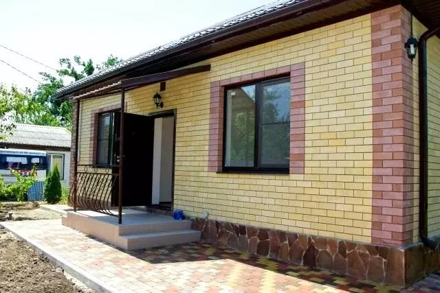 Дом в Ростов-на-Дону, Особенная улица (84 м) - Фото 1
