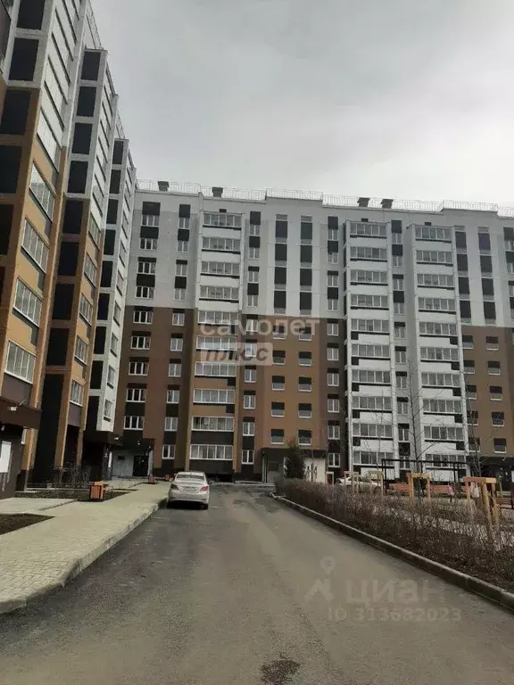 2-к кв. Челябинская область, Челябинск просп. Краснопольский, 30 (41.0 ... - Фото 0