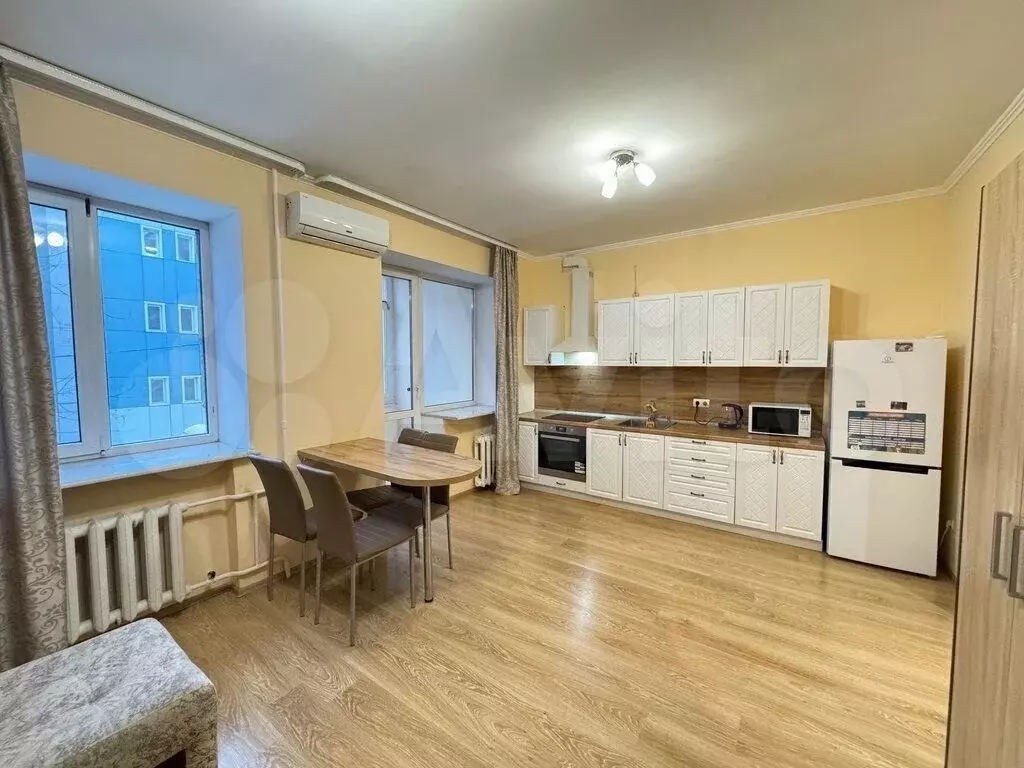 1-к. квартира, 55 м, 2/7 эт. - Фото 1