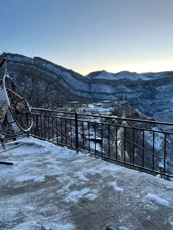 Дом в Дагестан, с. Гуниб ул. Имени Имама Шамиля, 90 (85 м) - Фото 0
