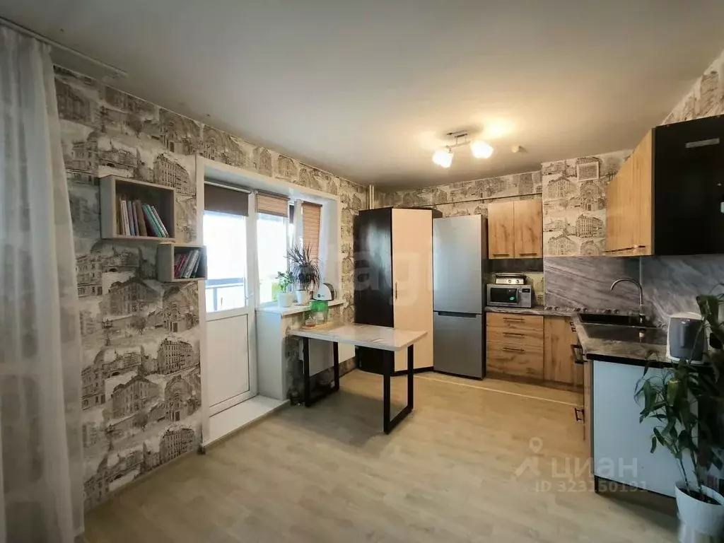 Студия Красноярский край, Красноярск ул. Любы Шевцовой, 80 (32.6 м) - Фото 0