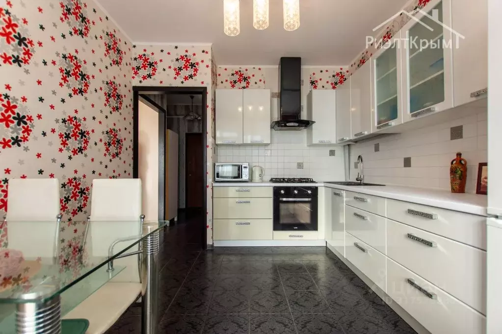 1-к кв. Крым, Симферополь ул. Училищная, 22 (48.0 м) - Фото 1