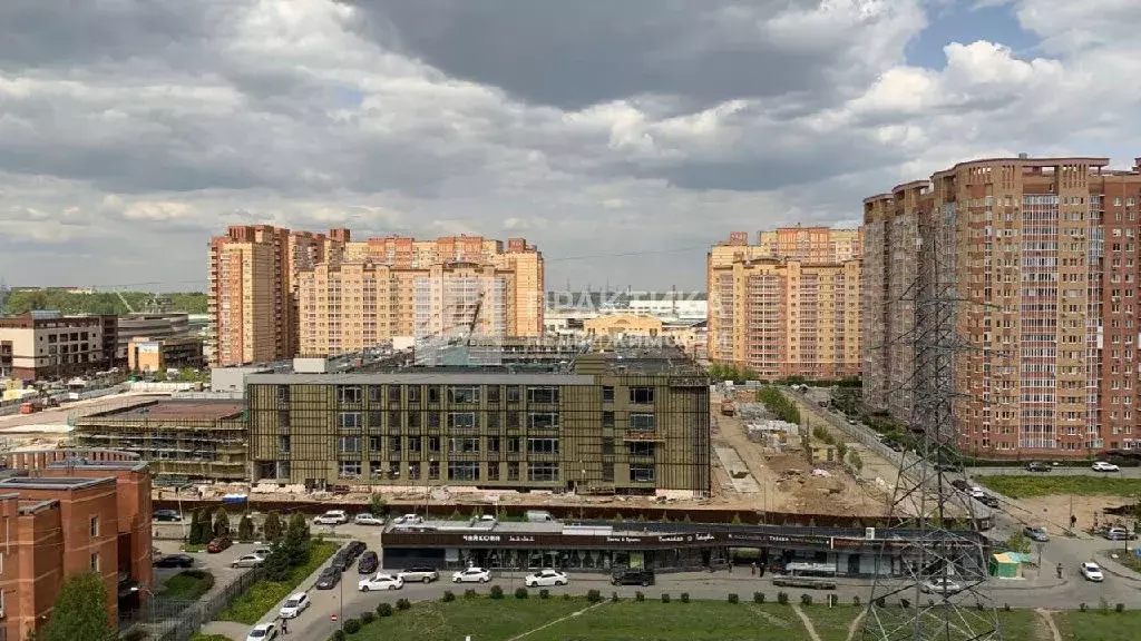 Продается 3-комнатная квартира - Фото 1