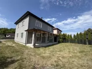 Дом в Калининградская область, Зеленоградск ул. Золотистая, 29 (211 м) - Фото 2