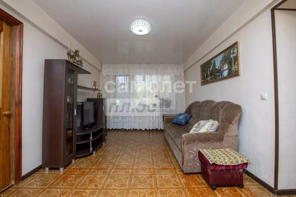 3-к кв. Ульяновская область, Ульяновск ул. Варейкиса, 25 (55.8 м) - Фото 1