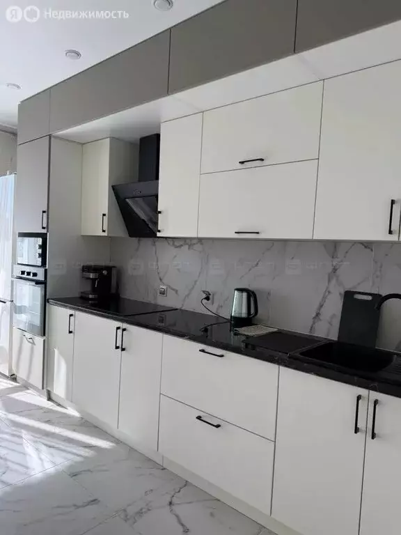 1-комнатная квартира: Казань, улица Родины, 26Б (51 м) - Фото 1