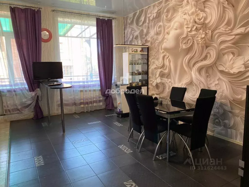 Коттедж в Свердловская область, Среднеуральск ул. Гагарина, 18 (464 м) - Фото 2