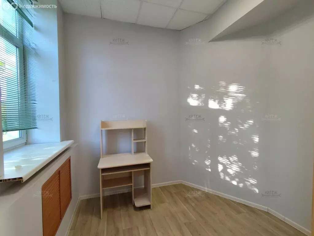Офис (15 м) - Фото 1