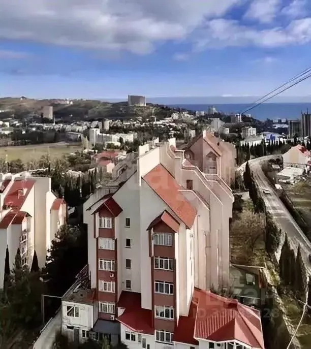 4-к кв. Крым, Алушта ул. Богдана Хмельницкого (122.8 м) - Фото 1