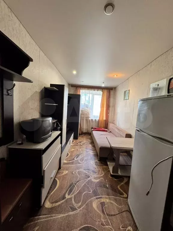 Комната 9,5 м в 1-к., 4/4 эт. - Фото 0