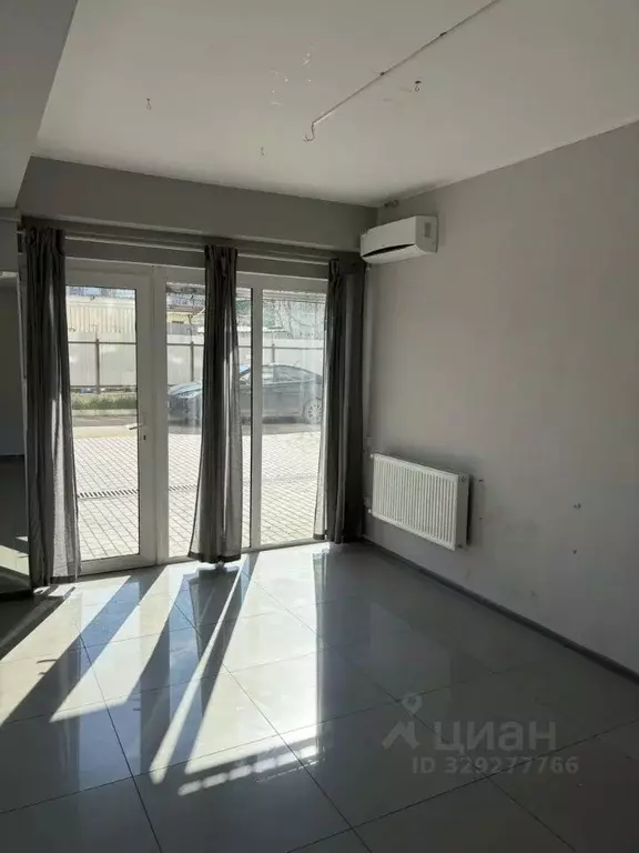 Помещение свободного назначения в Крым, Евпатория просп. Победы, 85А ... - Фото 1