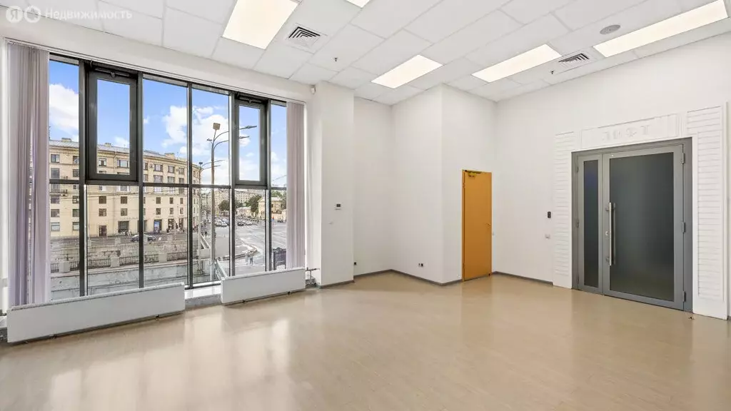 Офис (438.8 м) - Фото 1