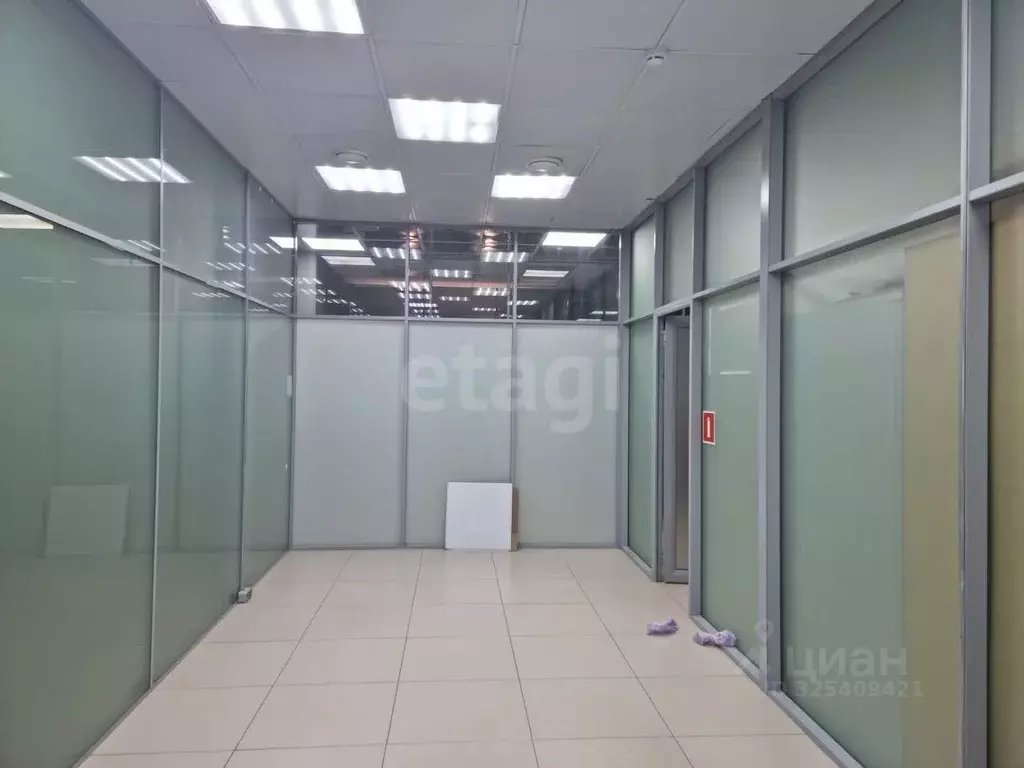 Офис в Ямало-Ненецкий АО, Новый Уренгой просп. Губкина, 14А (21 м) - Фото 2