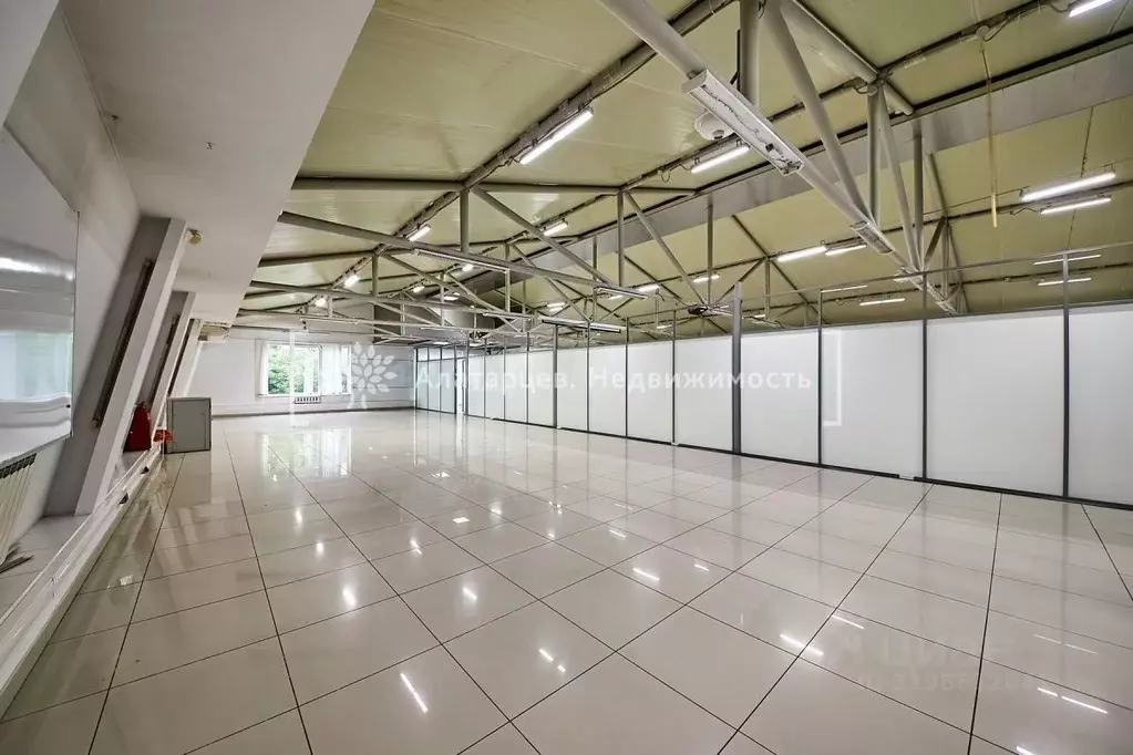 Помещение свободного назначения в Томская область, Томск ул. 79-й ... - Фото 1