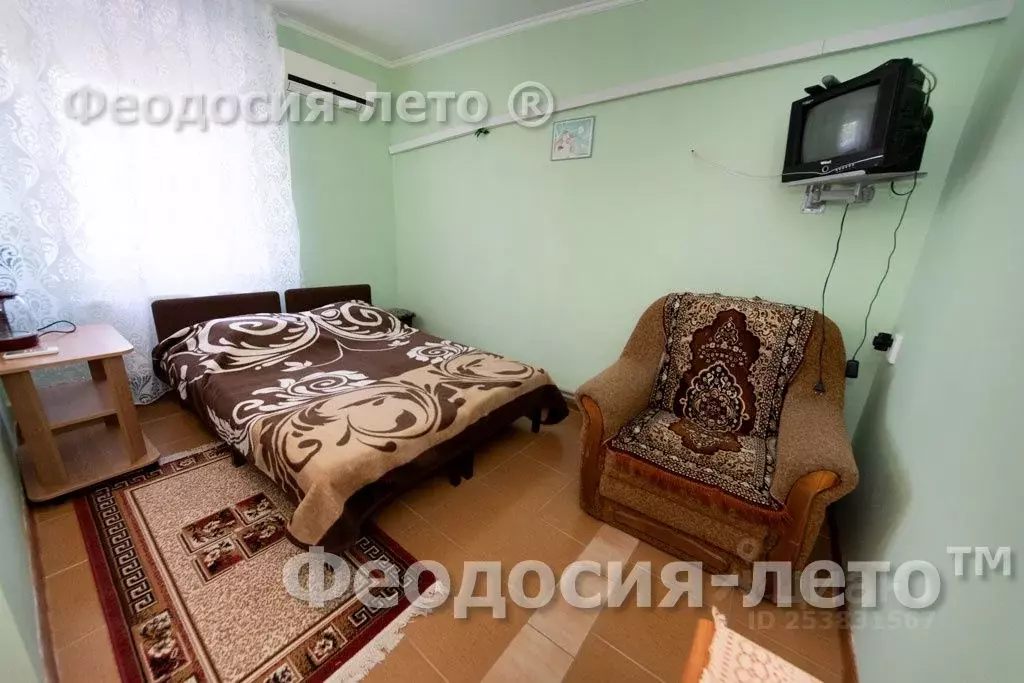 Комната Крым, Феодосия ул. 3-го Интернационала, 28 (90.0 м) - Фото 0