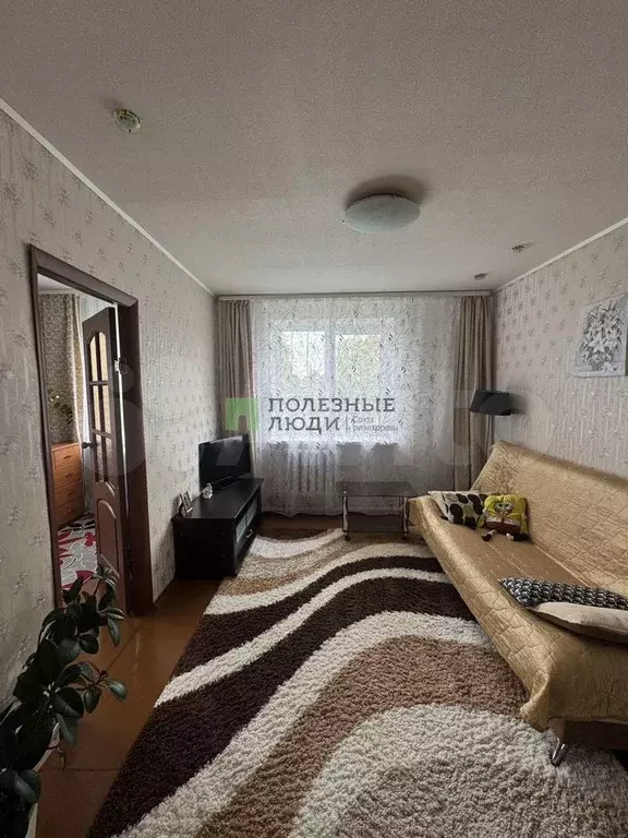 3-к. квартира, 48 м, 1/2 эт. - Фото 1