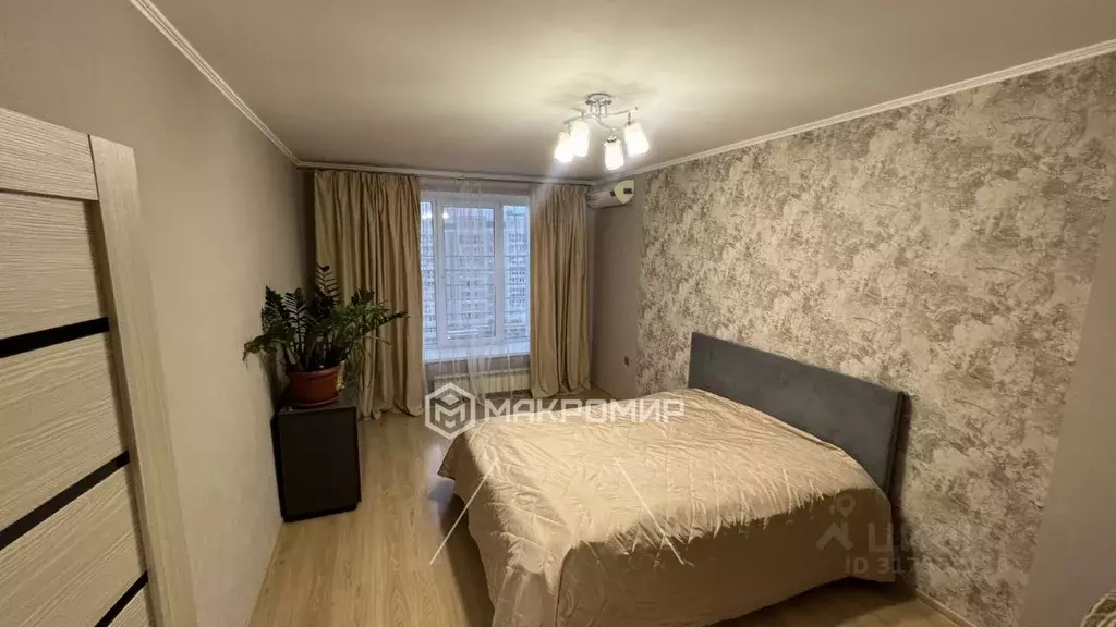 1-к кв. Татарстан, Казань ул. Салиха Батыева, 7 (43.0 м) - Фото 1