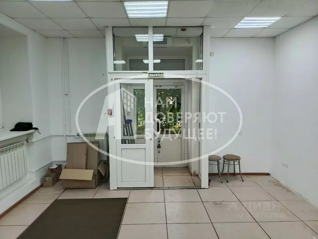 Помещение свободного назначения в Удмуртия, Глазов Школьная ул., 18/29 ... - Фото 2