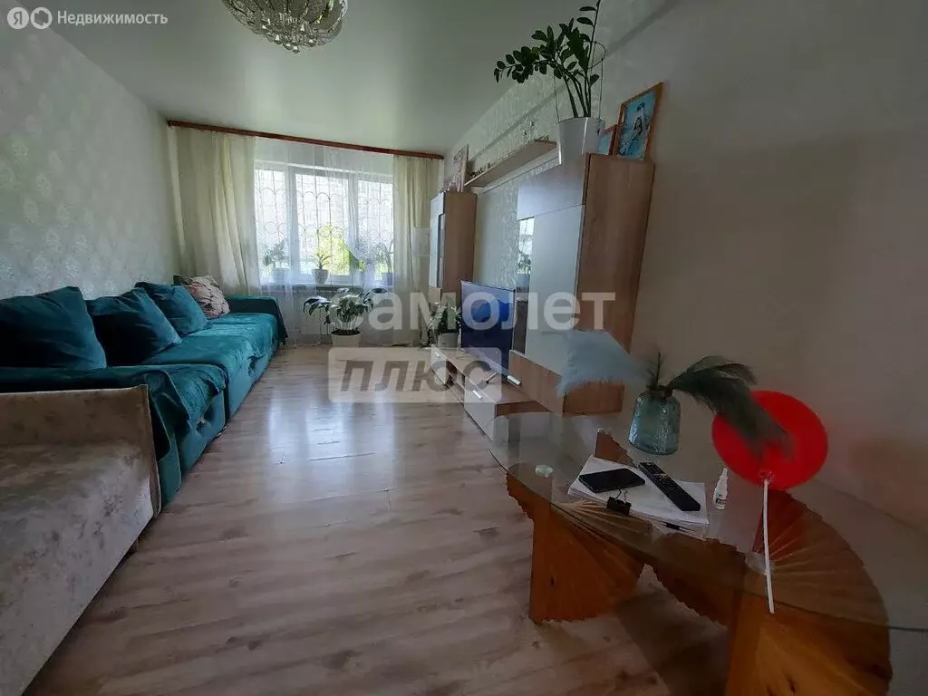 3-комнатная квартира: Иркутск, улица Баумана, 231 (68 м) - Фото 0