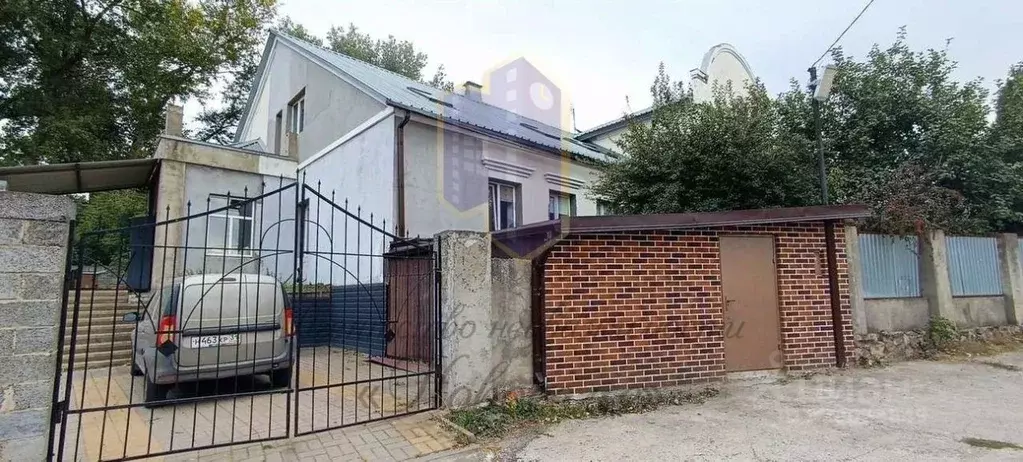 Таунхаус в Белгородская область, Старый Оскол ул. Хмелева, 26Б (167 м) - Фото 1